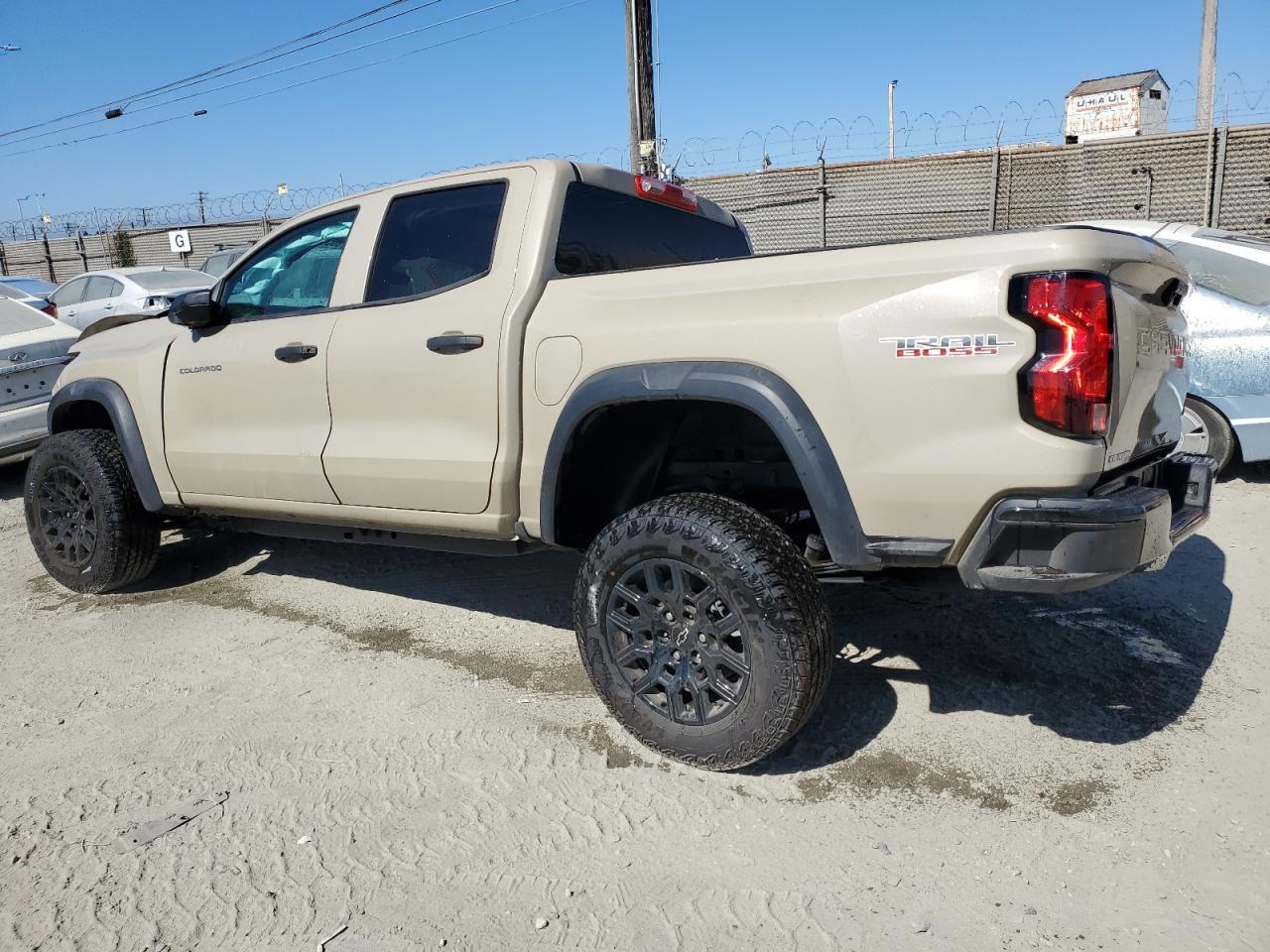 2024 Chevrolet Colorado Trail Boss - Фото 2