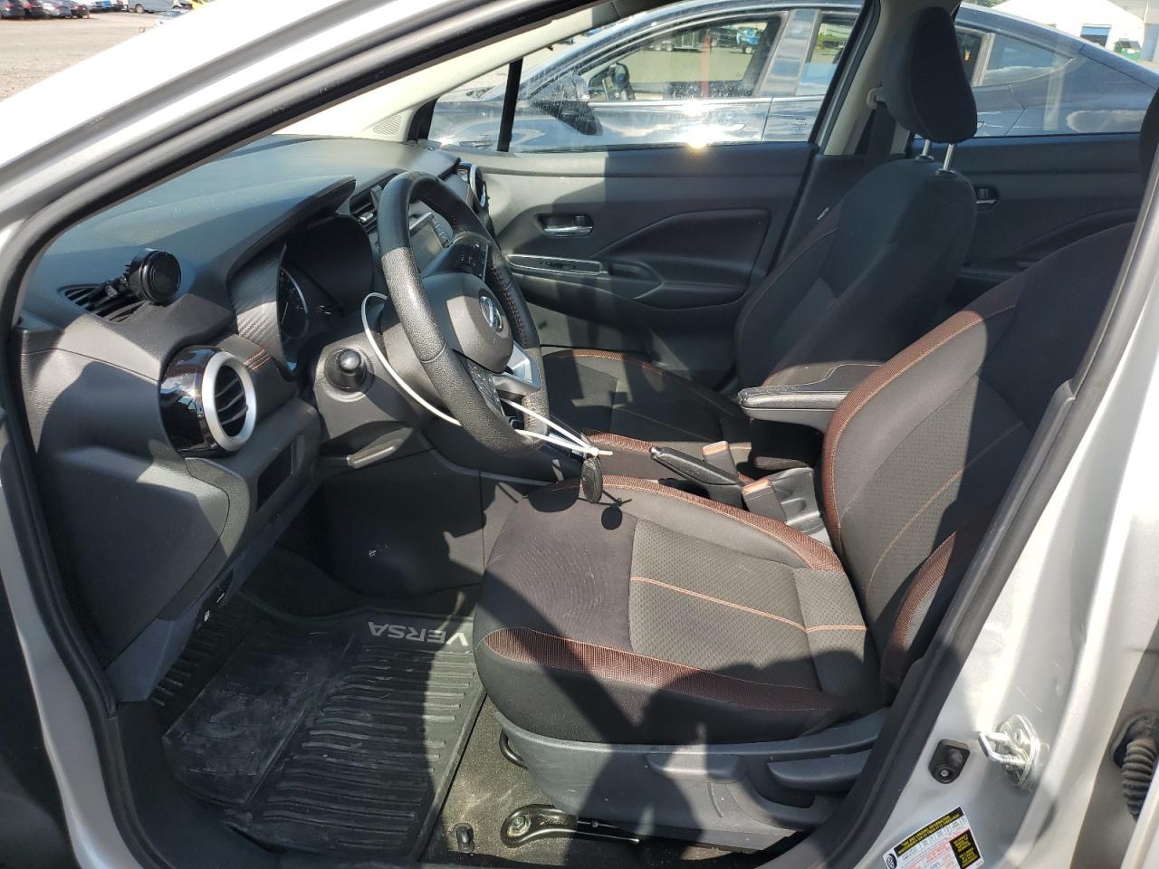 2022 Nissan Versa Sr - Фото 7