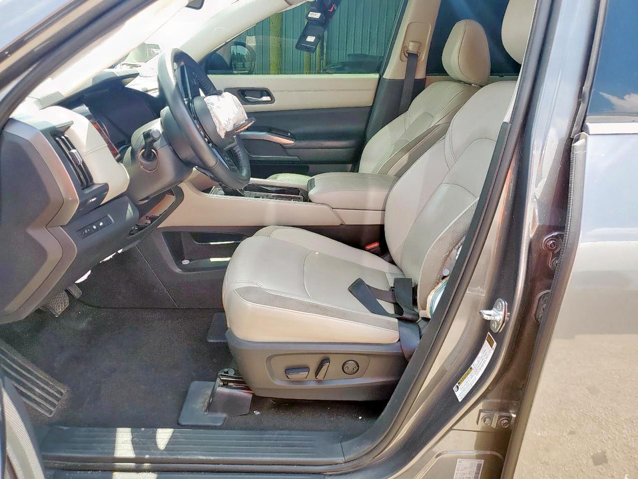 2023 Nissan Pathfinder Sl - Image 7