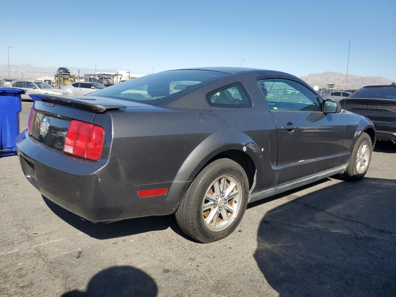 2007 Ford Mustang - Фото 3