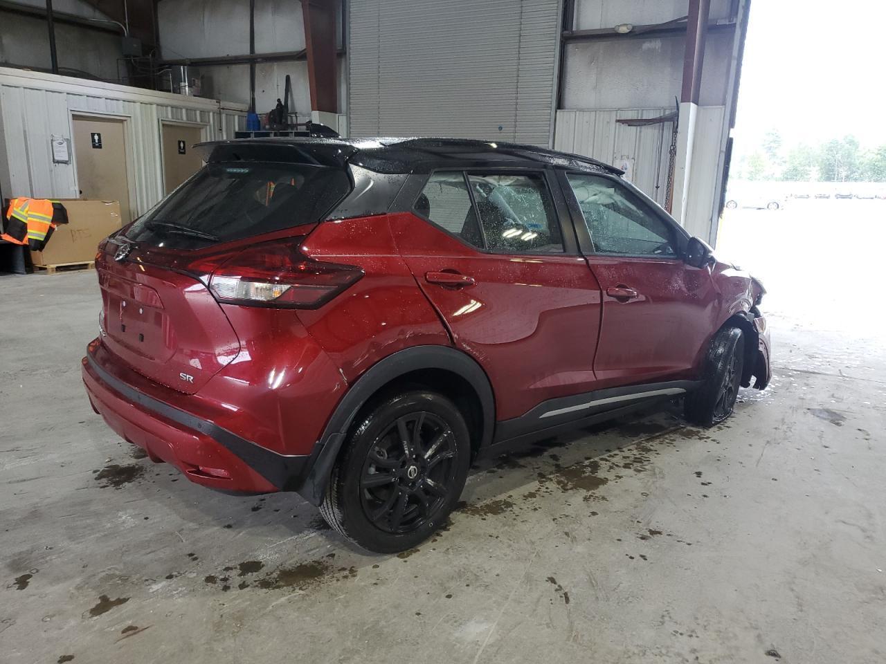 2021 Nissan Kicks Sr - Фото 3