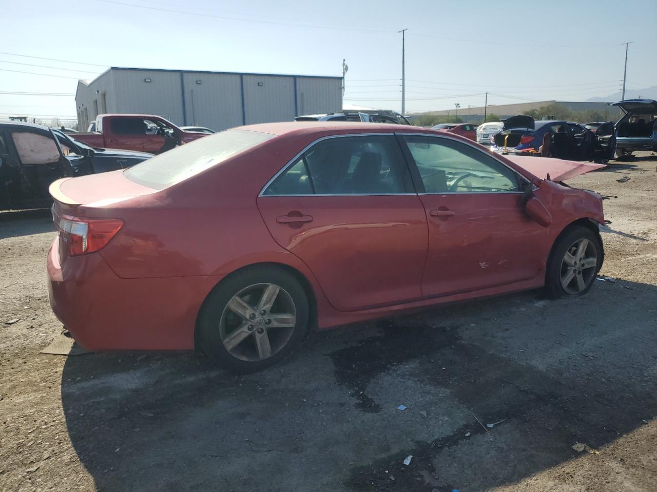 2014 Toyota Camry L - Фото 3