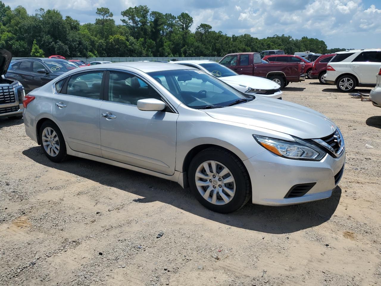 2017 Nissan Altima 2.5 - Фото 4