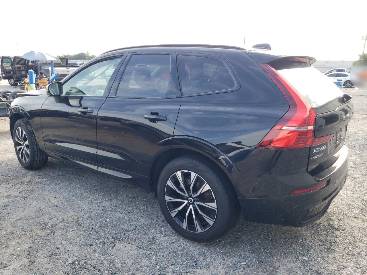 2025 Volvo Xc60 Plus - Фото 2
