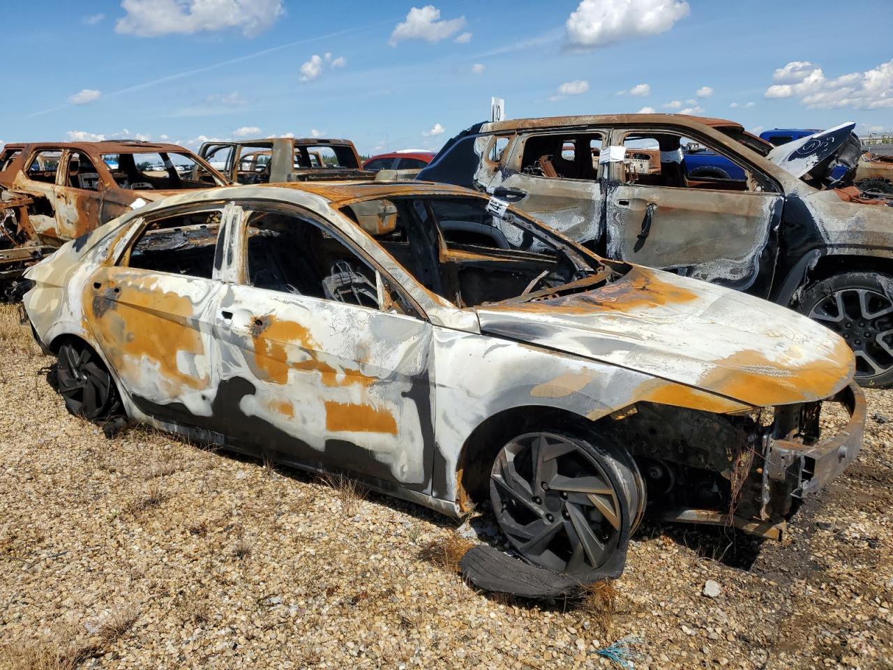 2024 Hyundai Elantra Luxury - Фото 4