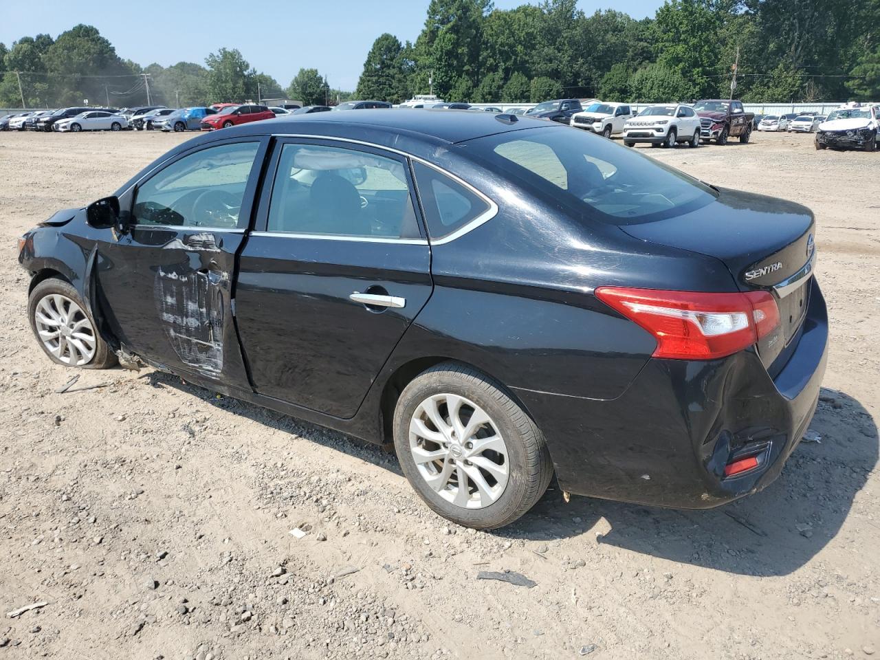 2018 Nissan Sentra S - Фото 2