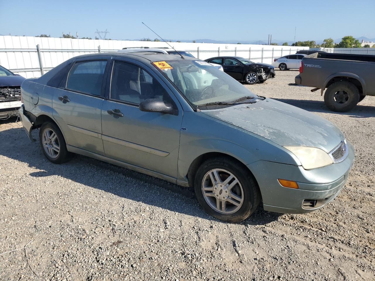 2005 Ford Focus Zx4 - Фото 4