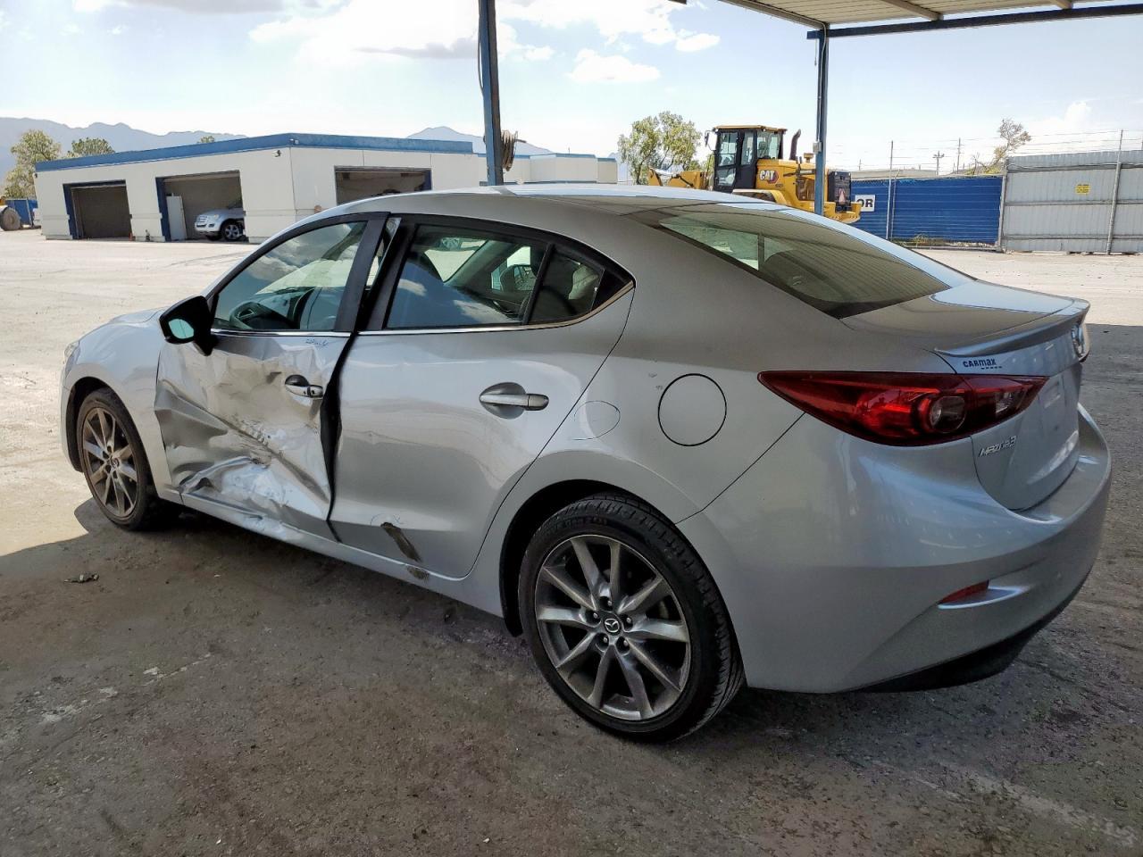 2018 Mazda 3 Touring - Фото 2