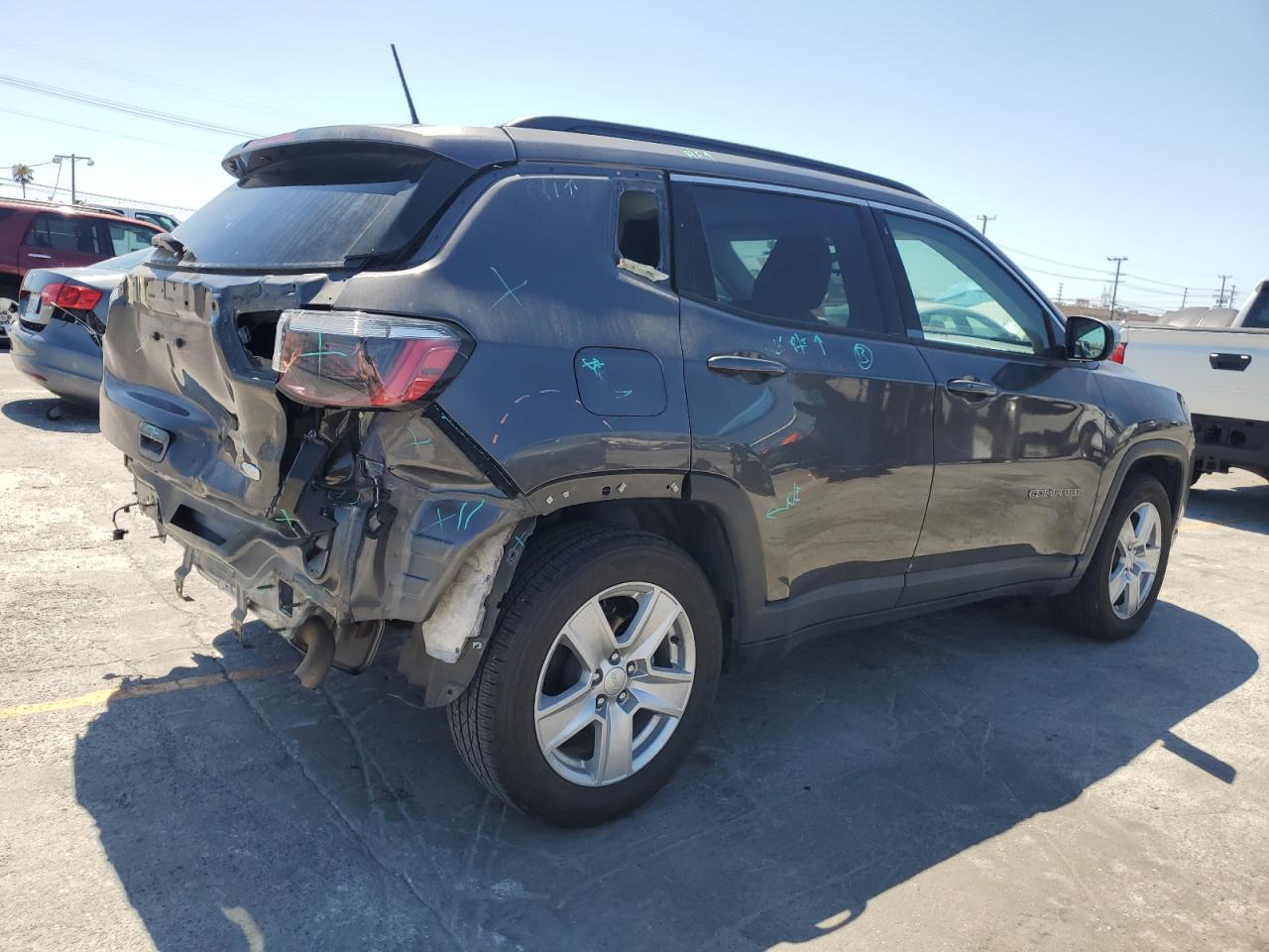 2022 Jeep Compass Latitude - Фото 3