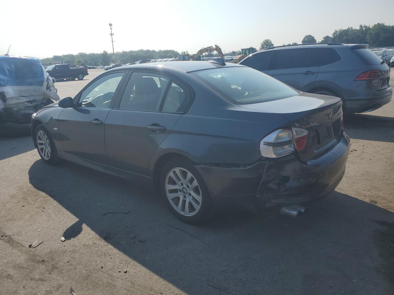 2006 BMW 325 I - Фото 2