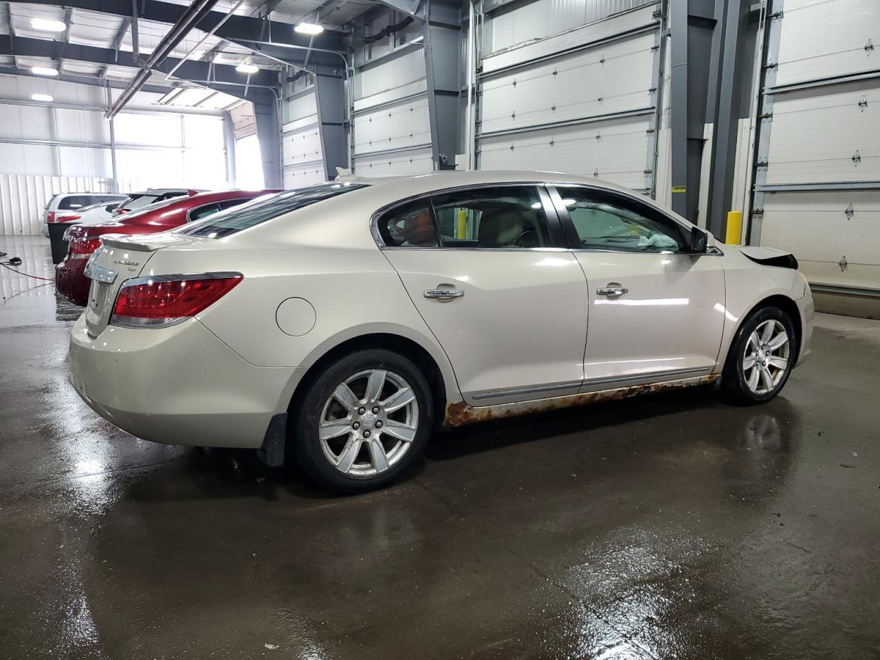 2011 Buick Lacrosse Cxl - Image 3