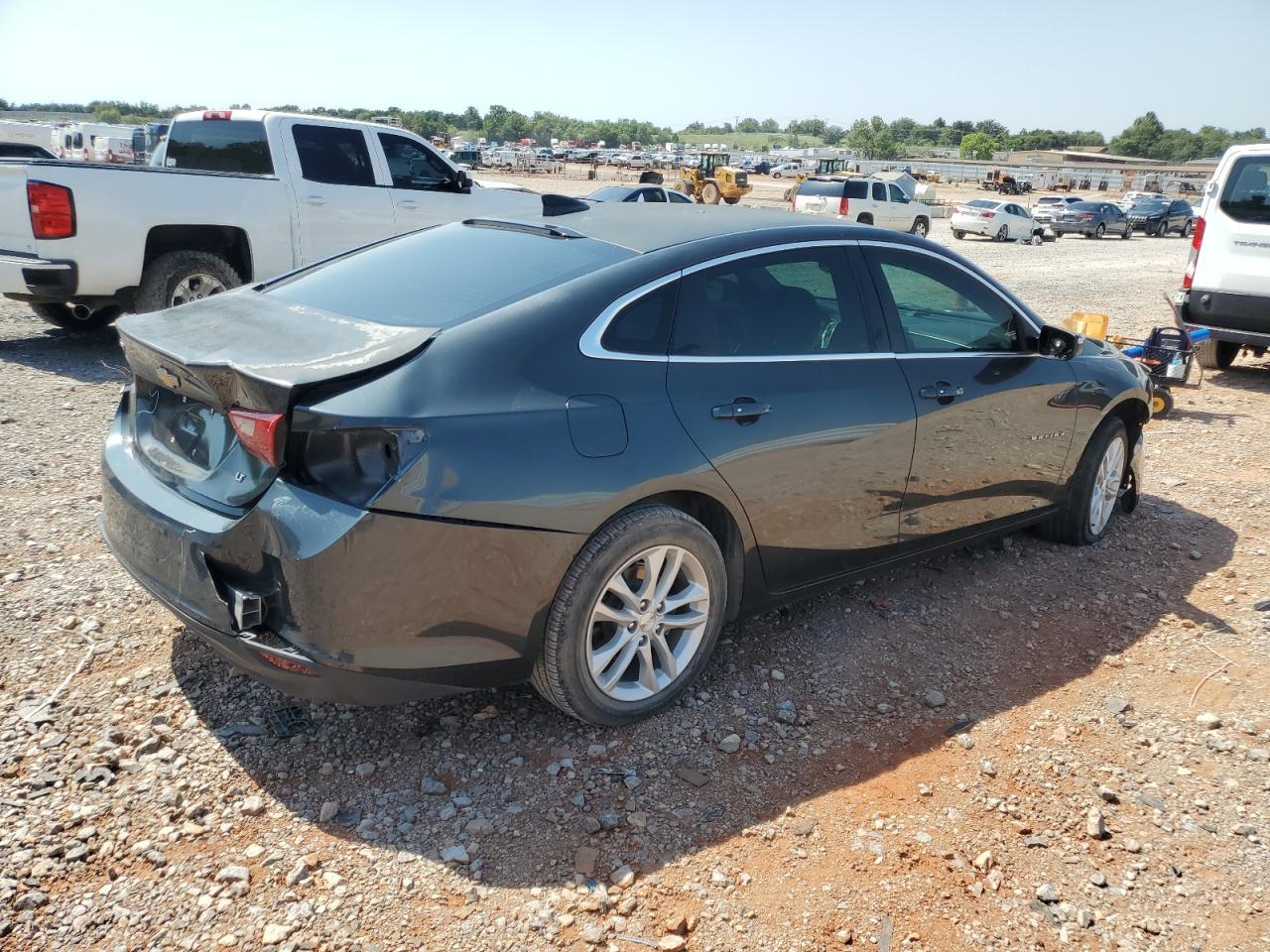 2017 Chevrolet Malibu Lt - Image 3