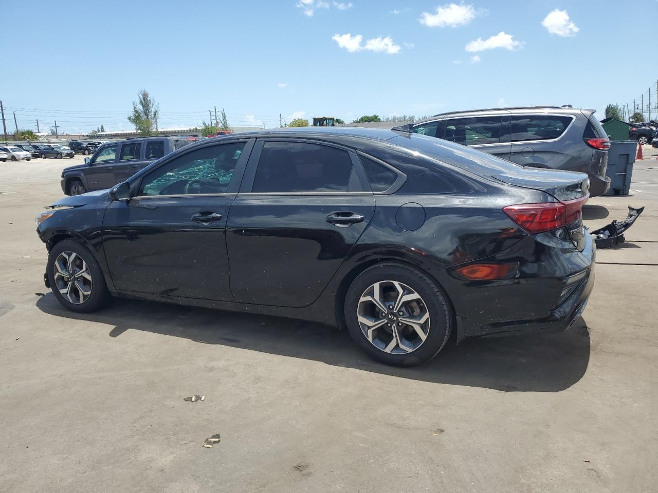 2021 Kia Forte Fe - Фото 2