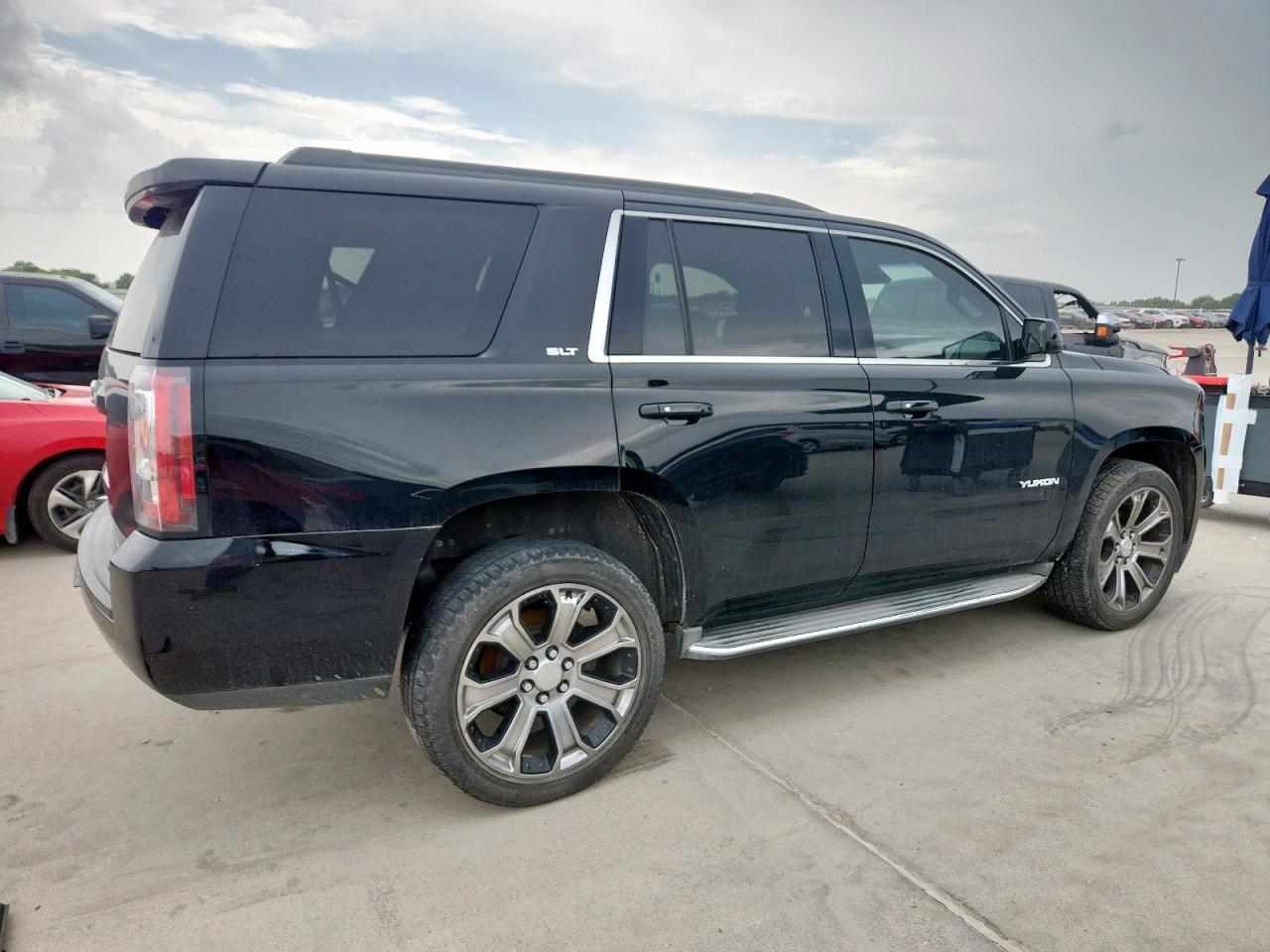 2015 GMC Yukon Slt - Image 3
