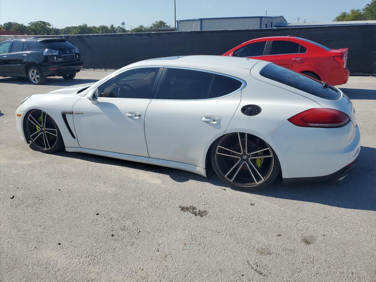 2014 Porsche Panamera S Hybrid - Фото 2