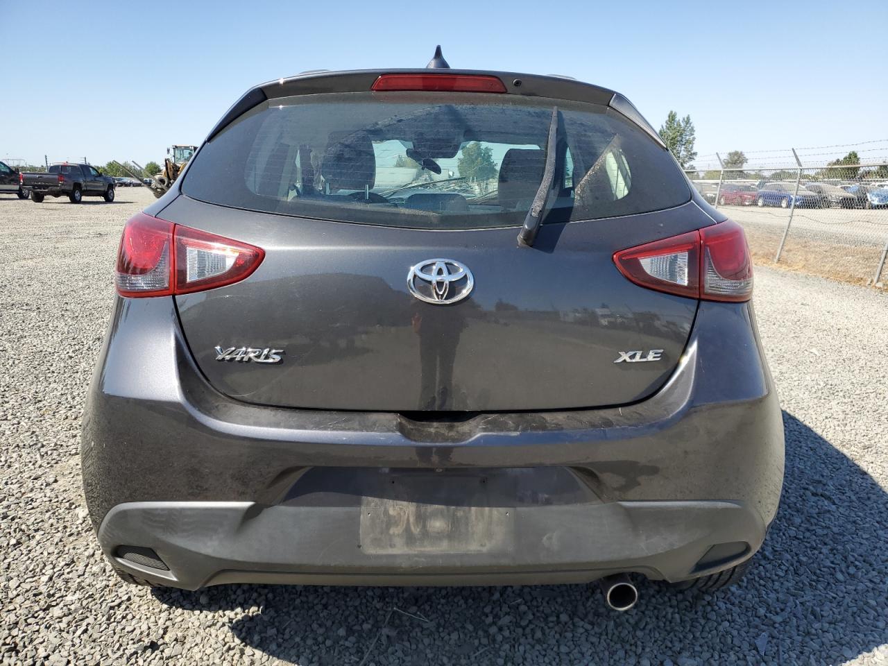 2020 Toyota Yaris Le - Image 6