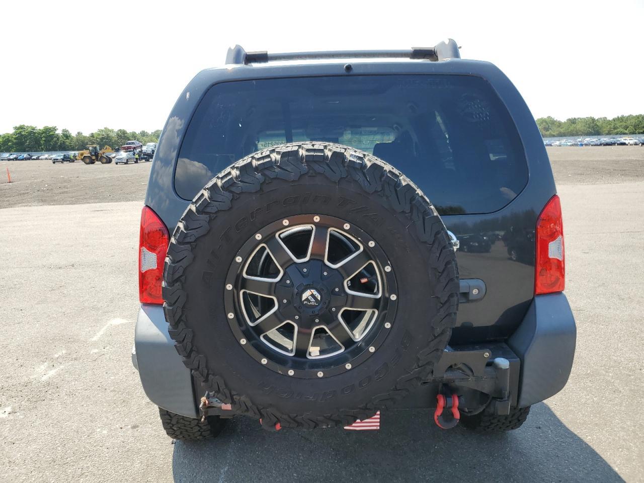2011 Nissan Xterra Off Road - Фото 6
