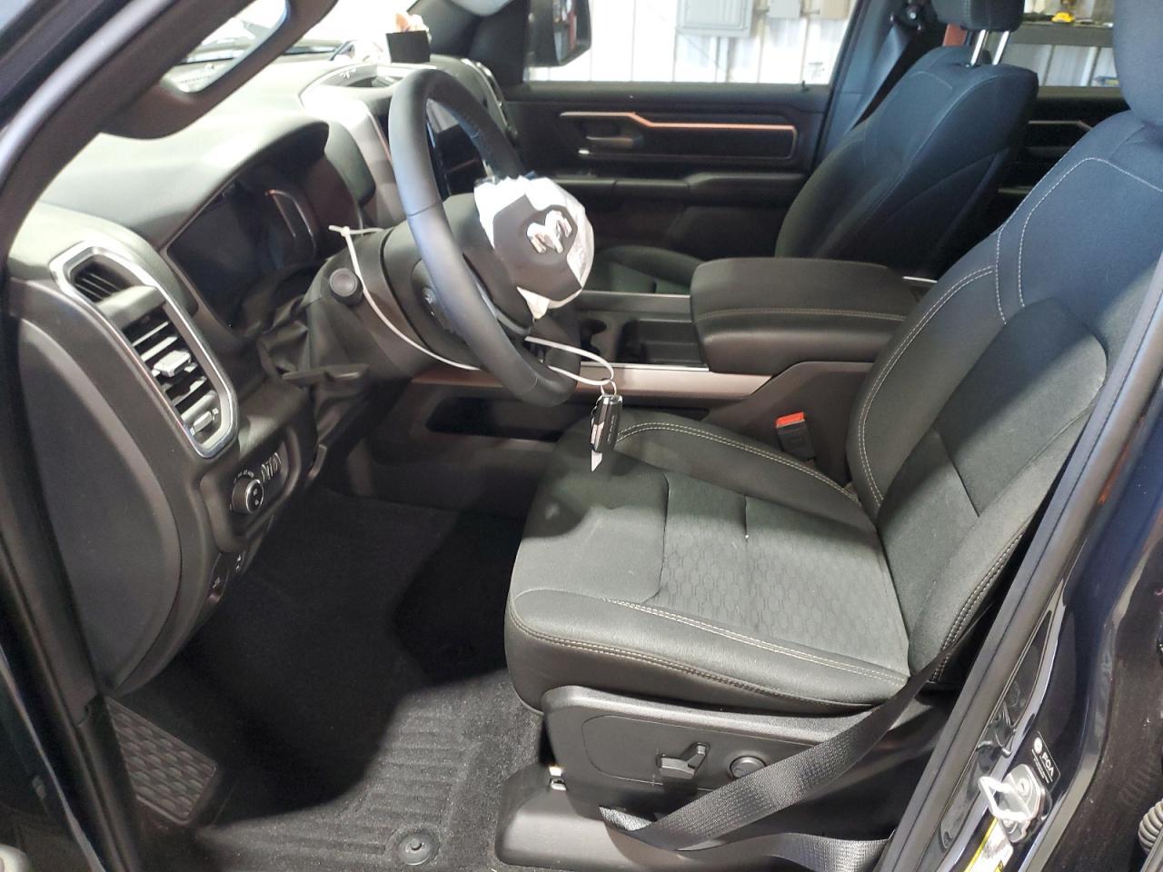 2025 Ram 1500 Big Horn/Lone Star - Фото 7