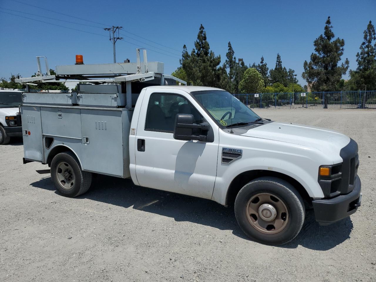 2008 Ford F350 Srw Super Duty - Image 4