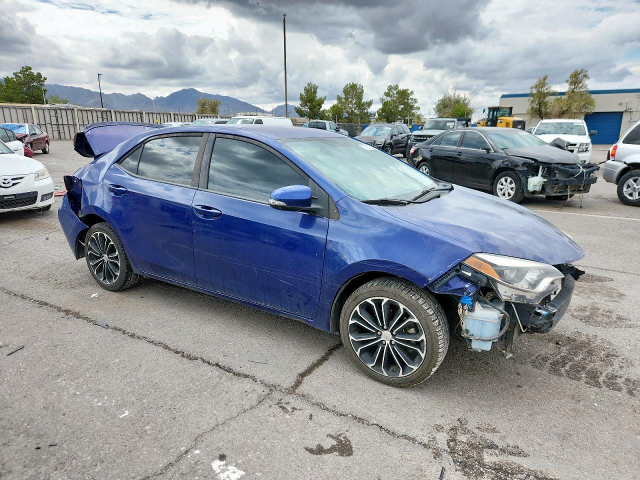 2015 Toyota Corolla L - Фото 4