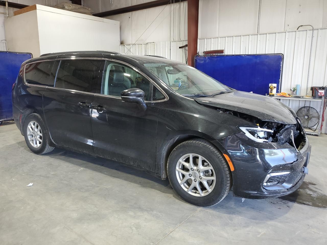 2022 Chrysler Pacifica Touring L - Фото 4