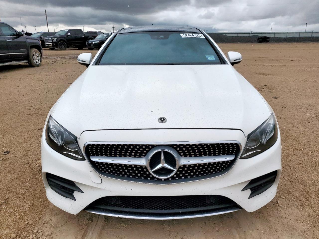 2018 Mercedes-Benz E 400 4Matic - Фото 5