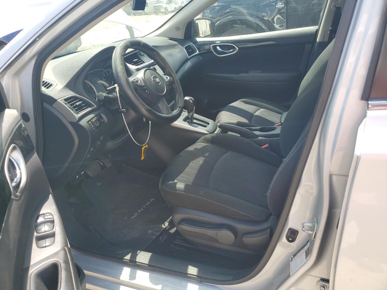 2019 Nissan Sentra S - Image 7