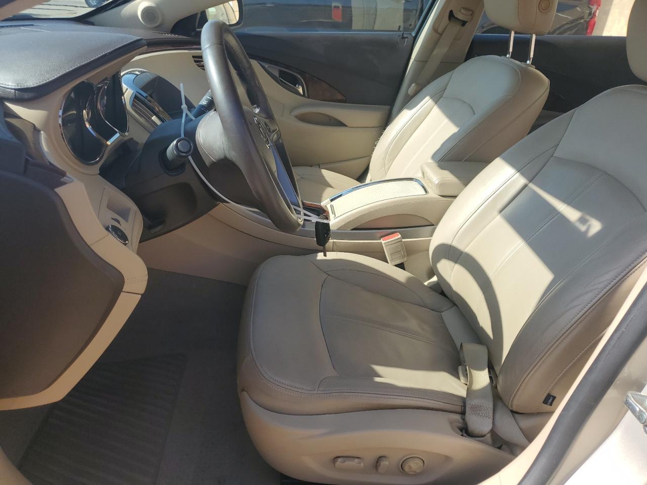 2012 Buick Lacrosse - Image 7
