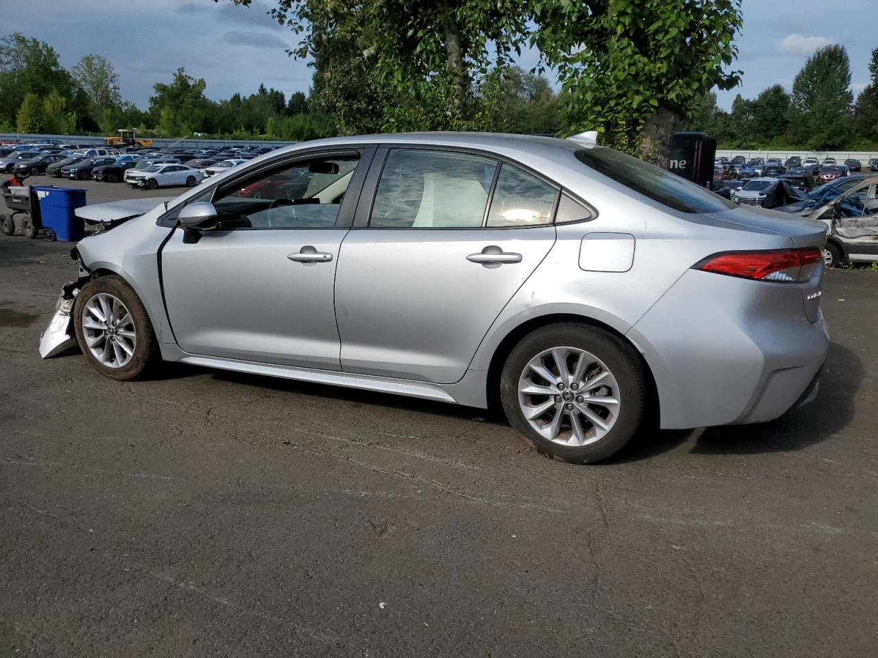 2021 Toyota Corolla Le - Фото 2