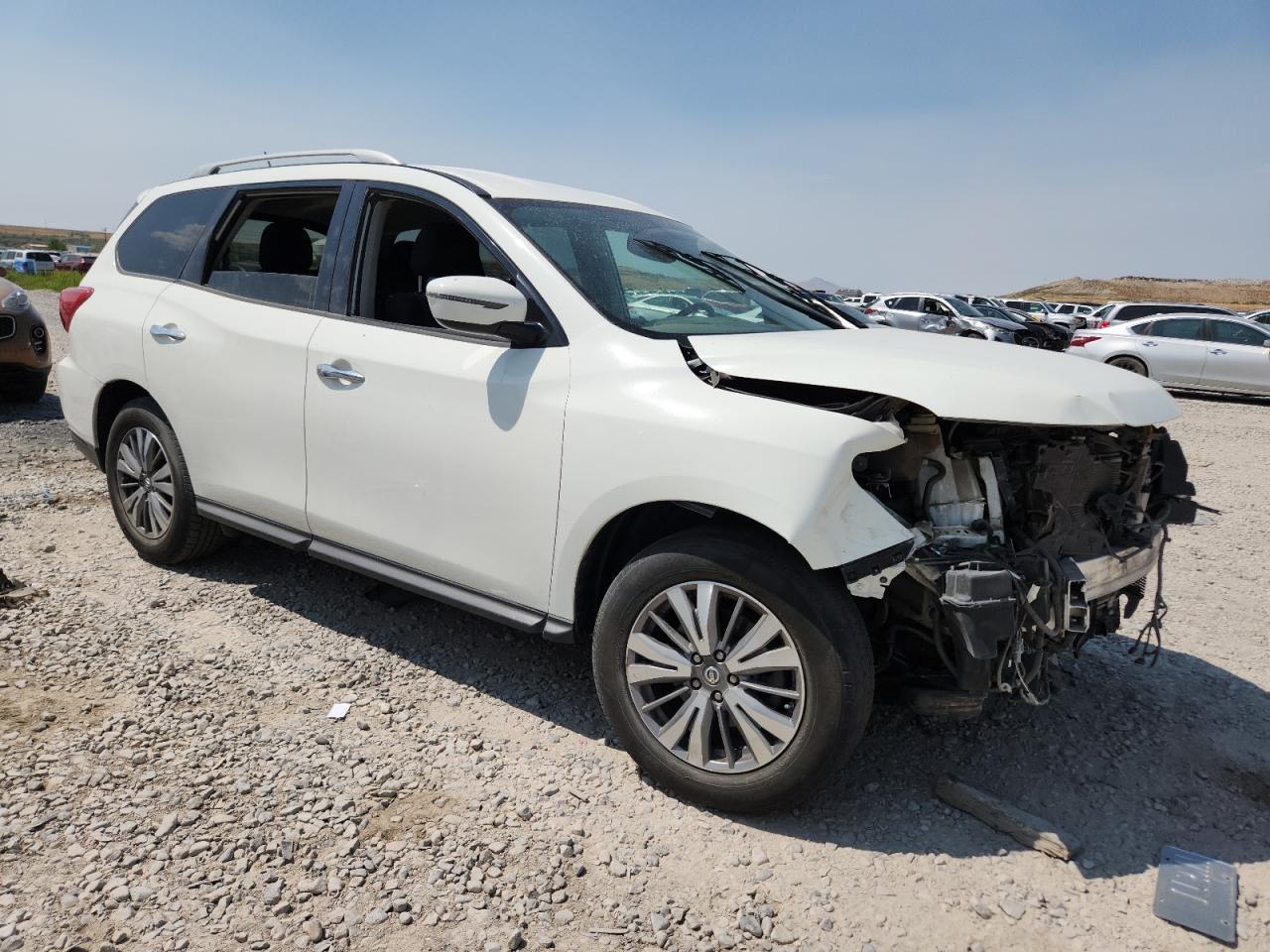 2018 Nissan Pathfinder S - Фото 4