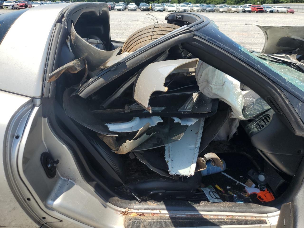 2004 Chevrolet Corvette - Фото 7