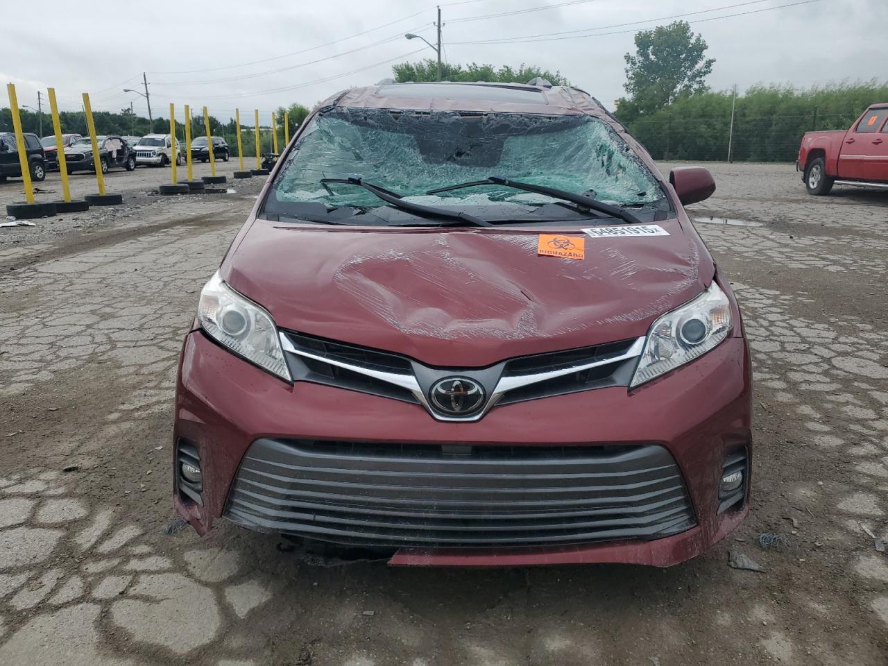 2020 Toyota Sienna Xle - Image 5
