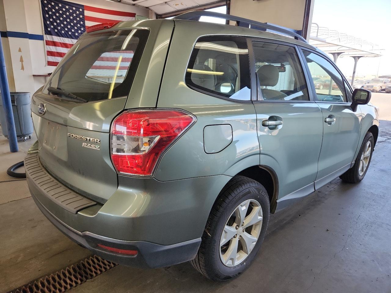 2016 Subaru Forester 2.5I - Фото 3