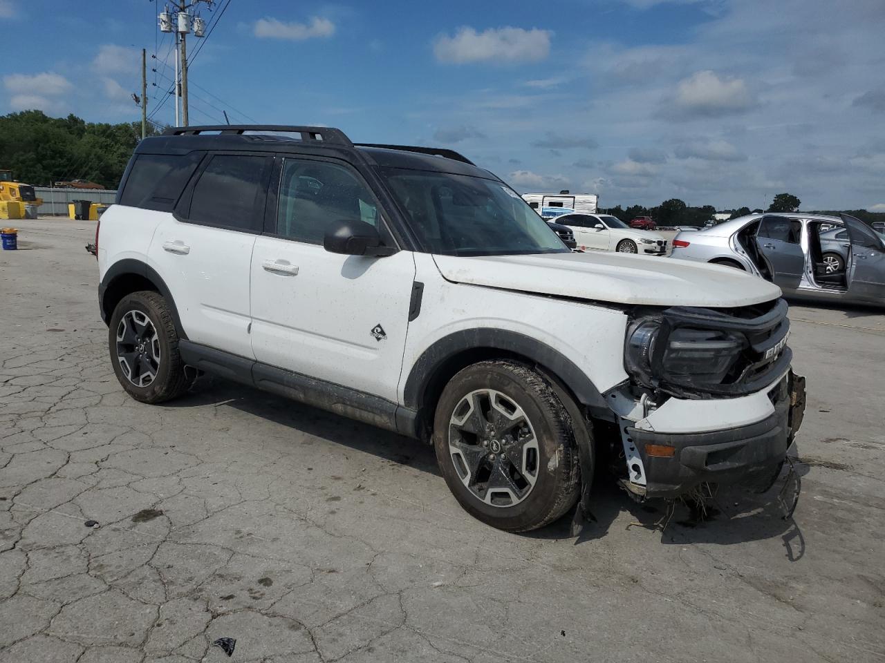 2024 Ford Bronco Sport Outer Banks - Image 4