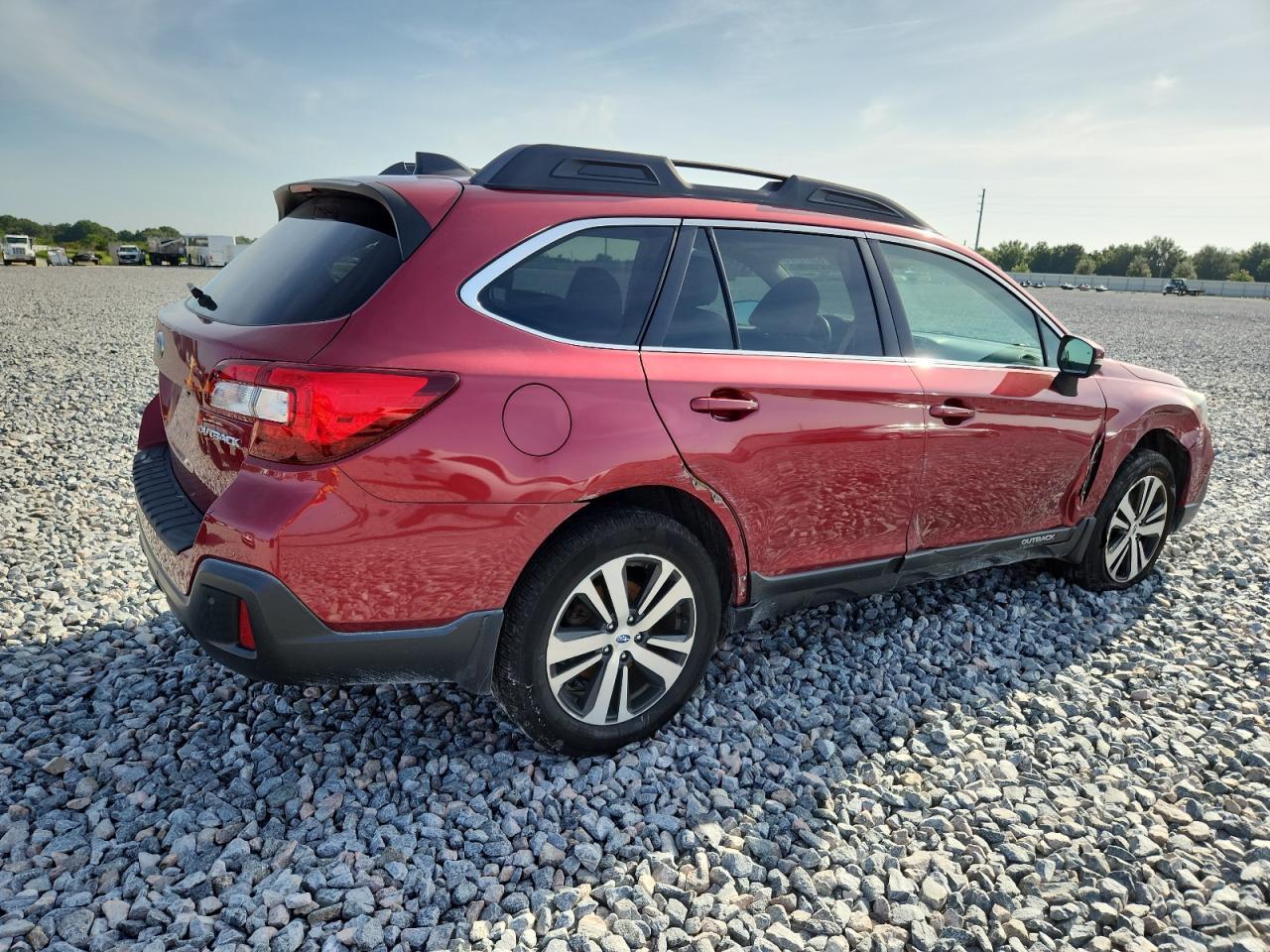 2019 Subaru Outback 2.5I Limited - Image 3