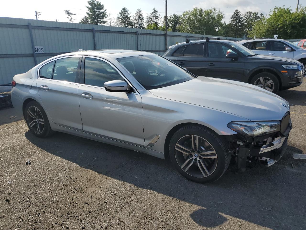 2021 BMW 530 Xi - Фото 4