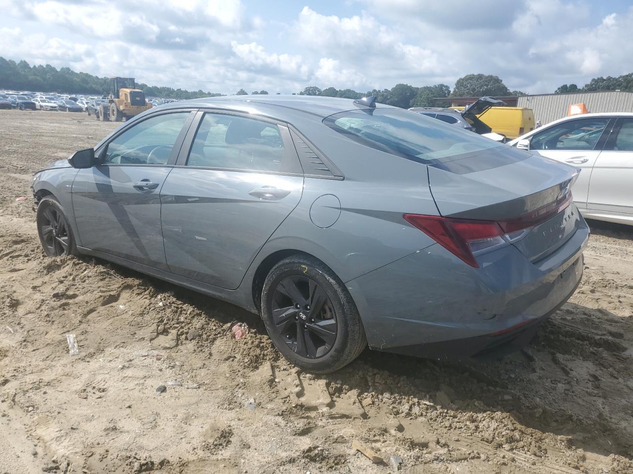 2022 Hyundai Elantra Sel - Image 2