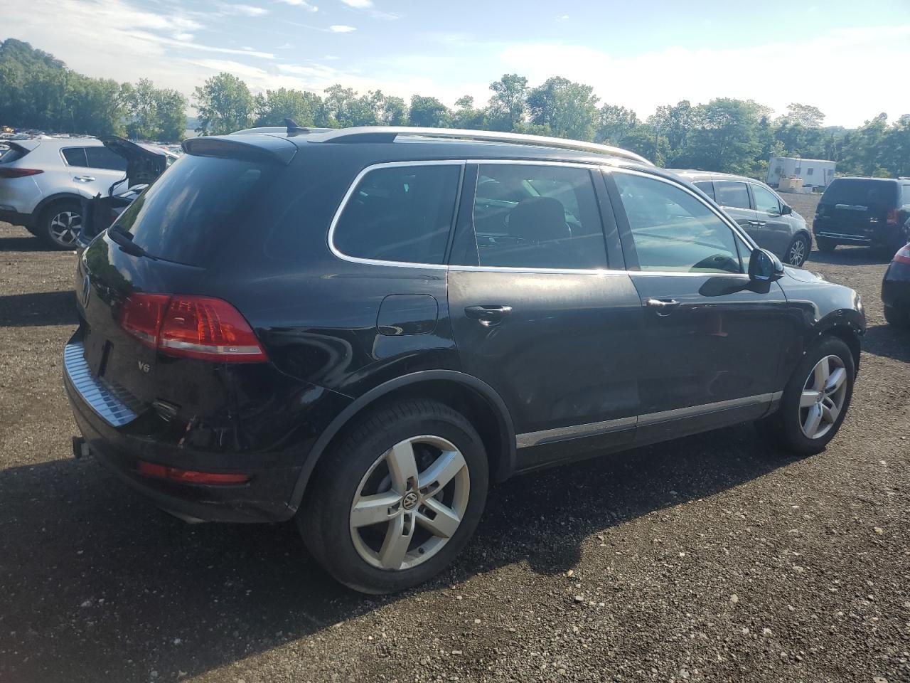 2014 Volkswagen Touareg V6 - Фото 3