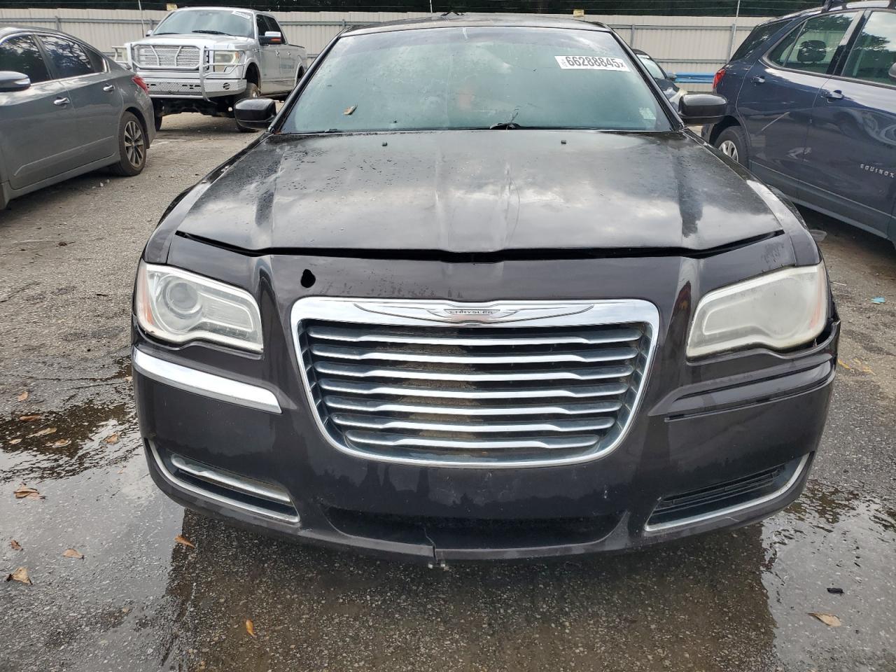 2013 Chrysler 300 - Фото 5