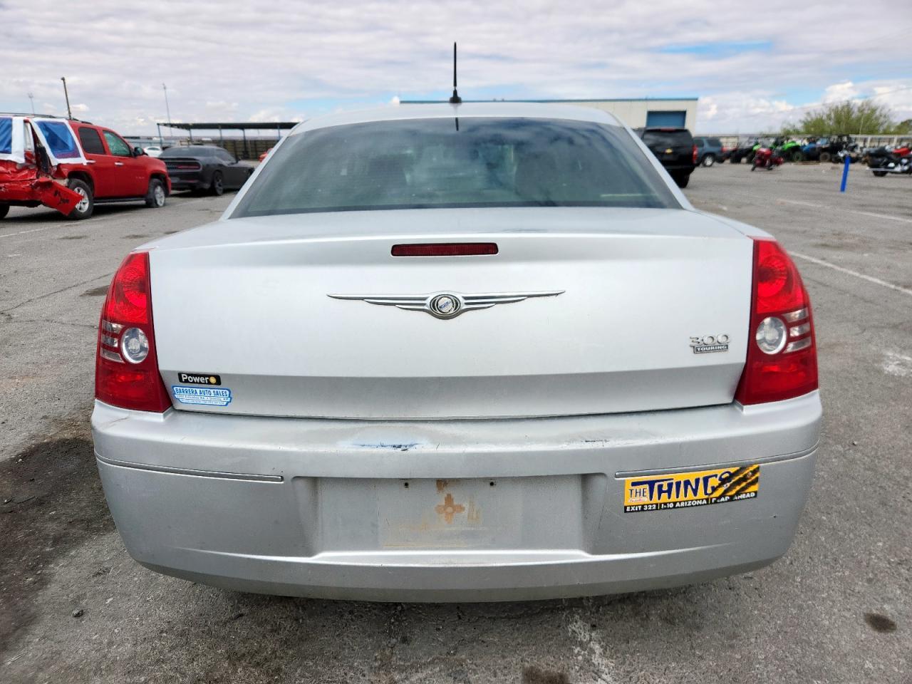 2008 Chrysler 300 Touring - Image 6