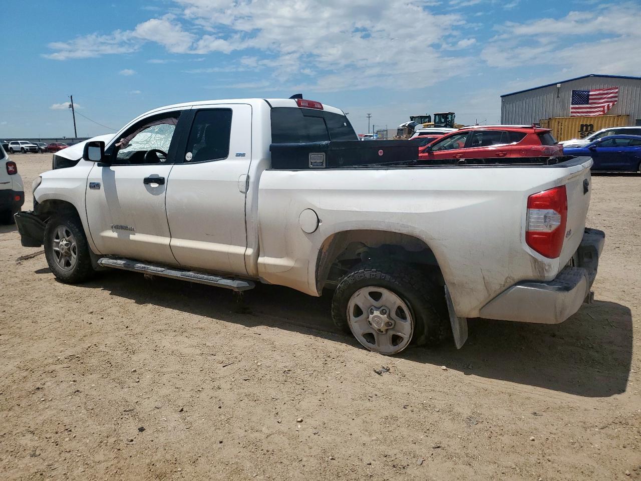 2021 Toyota Tundra Double Cab Sr - Фото 2