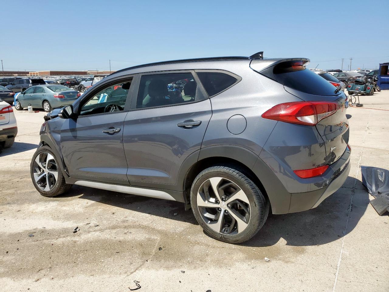2018 Hyundai Tucson Value - Фото 2
