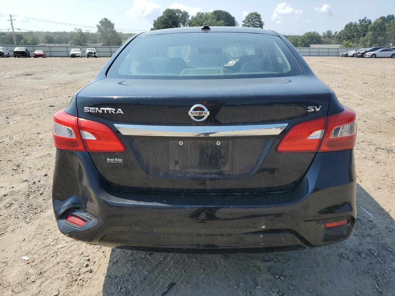2018 Nissan Sentra S - Фото 6