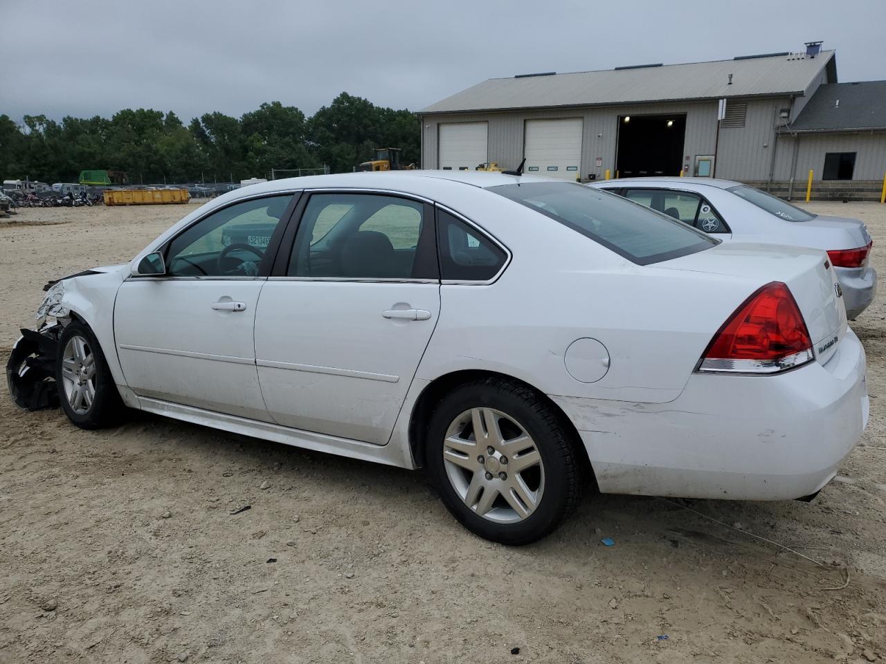 2015 Chevrolet Impala Limited Lt - Image 2