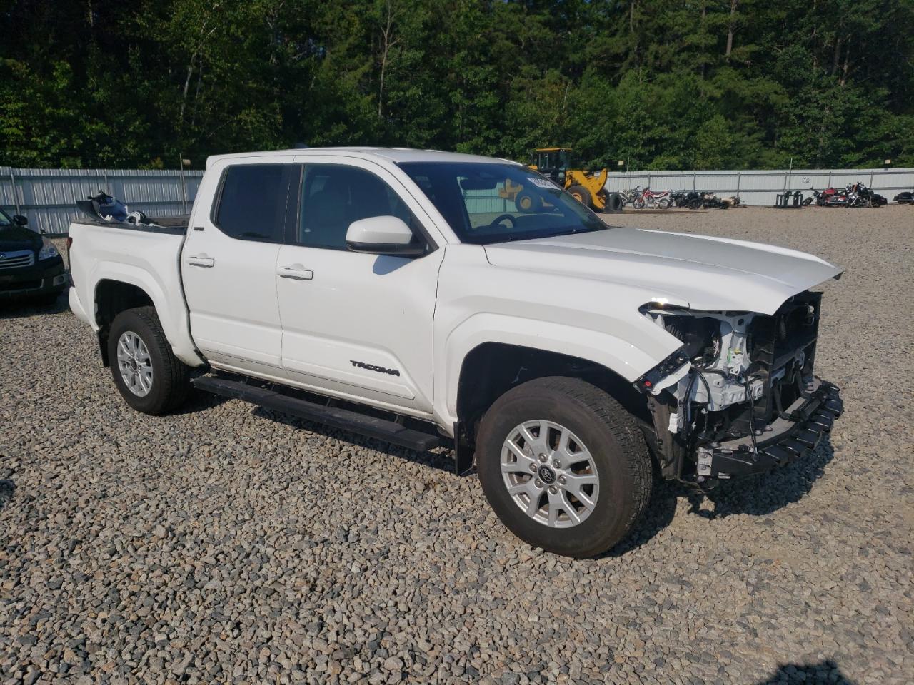 2024 Toyota Tacoma Double Cab - Image 4