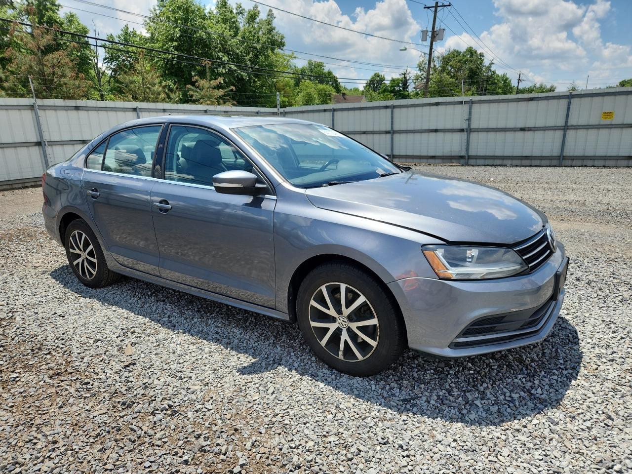 2017 Volkswagen Jetta Se - Фото 4