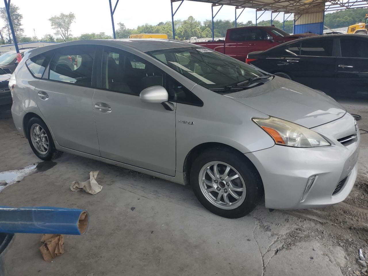 2014 Toyota Prius V - Фото 4