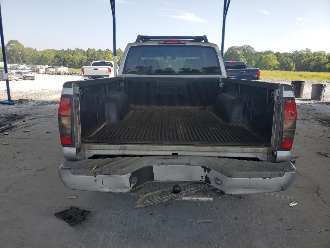 2002 Nissan Frontier Crew Cab Xe - Фото 6