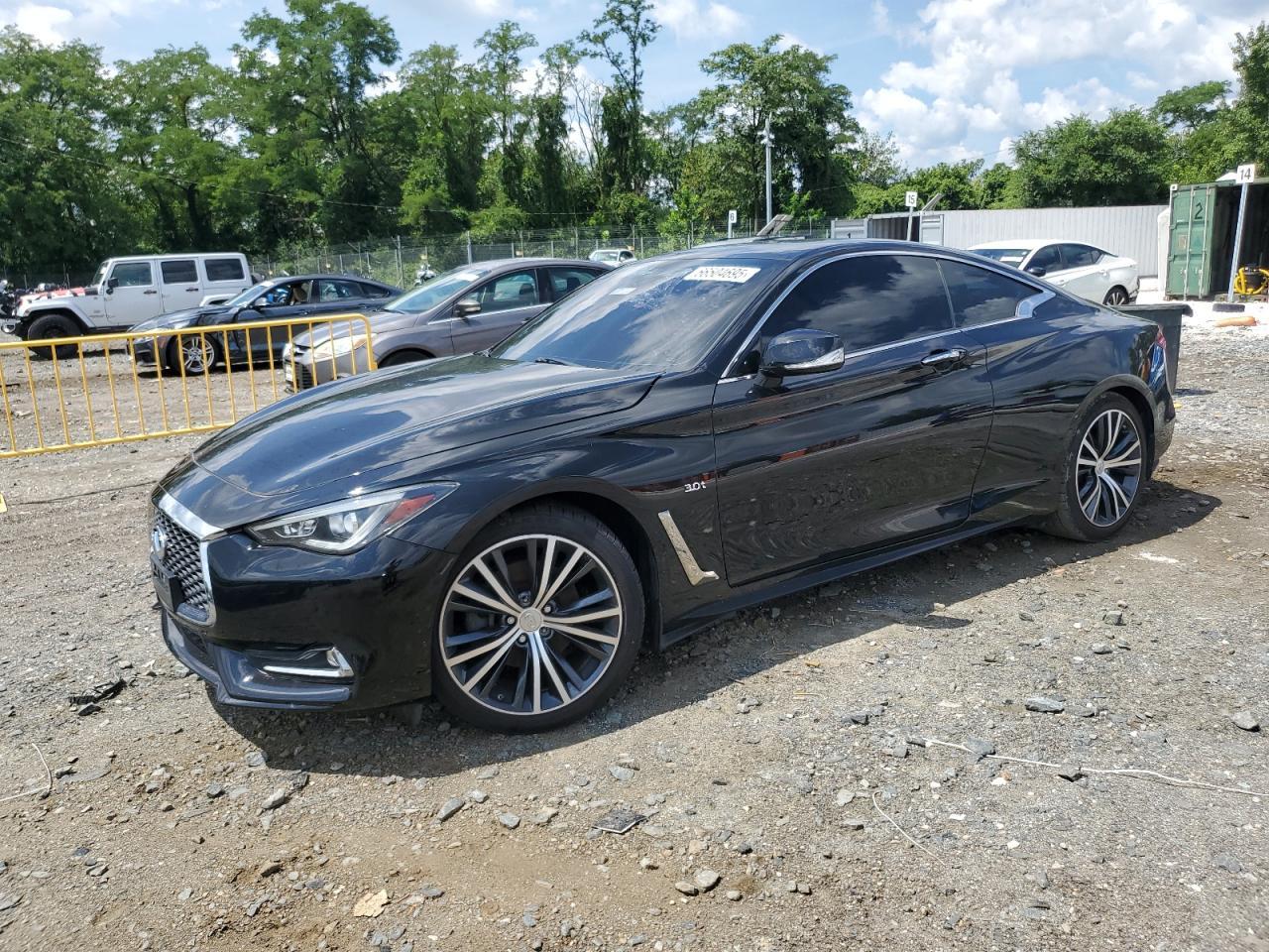 2018 Infiniti Q60 Luxe 300