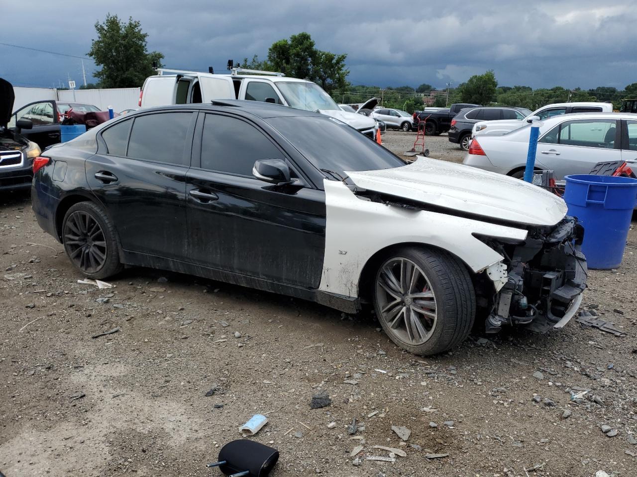 2017 Infiniti Q50 Red Sport 400 - Фото 4